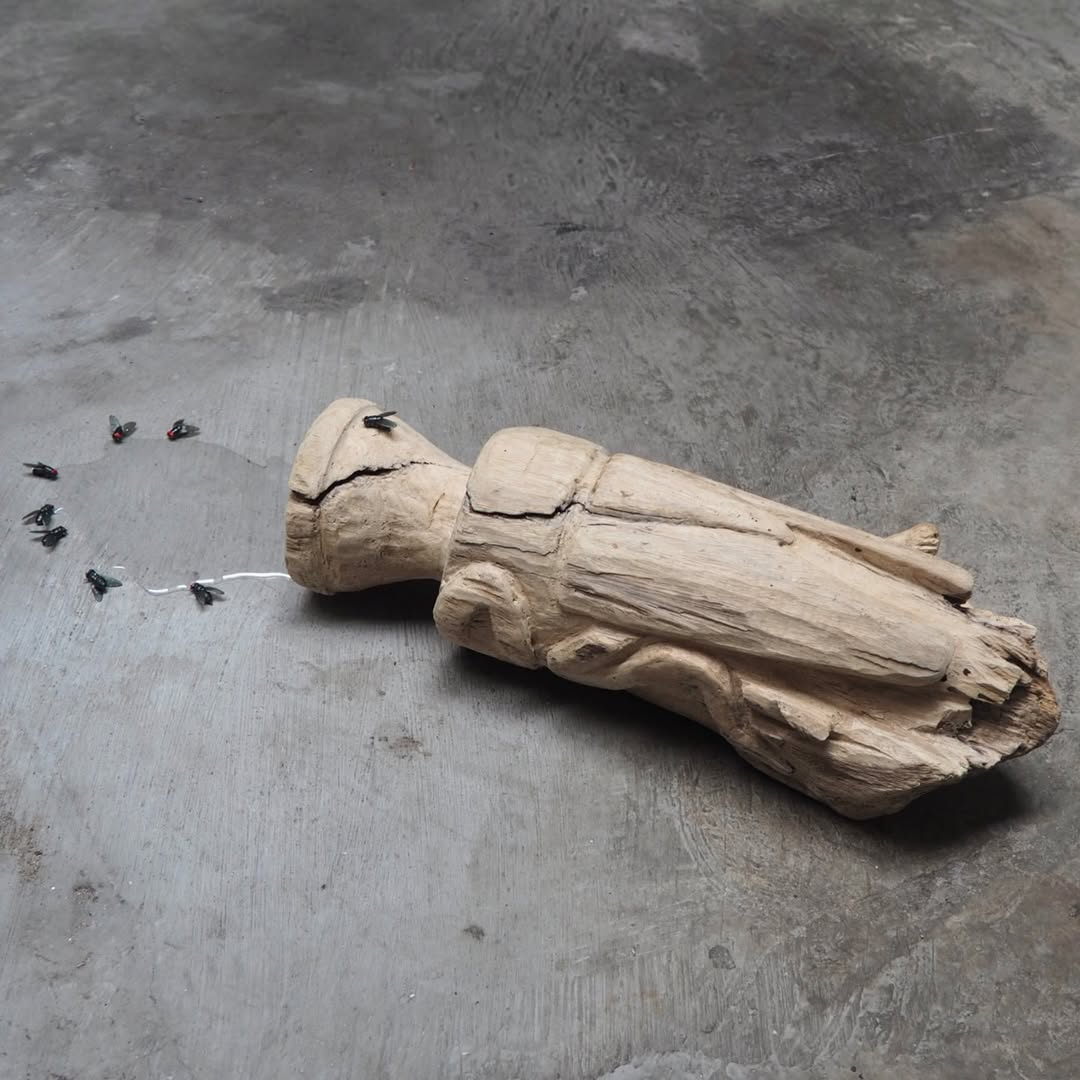 Fly Vessel — detail